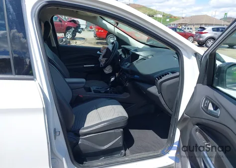 2019 Ford Escape Se from USA, damaged, VIN 1FMCU9GD9KUA95020